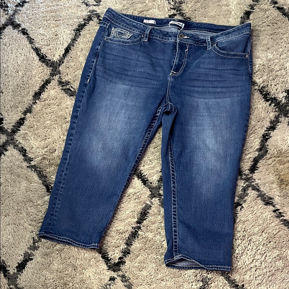 EUC Vigoss Chelsea Capri Jeans - Picture 2 of 11